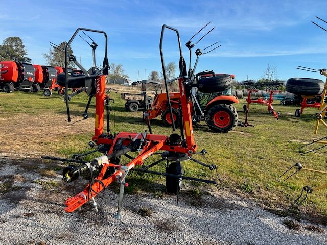 KUBOTA TE4052T HAY TEDDER